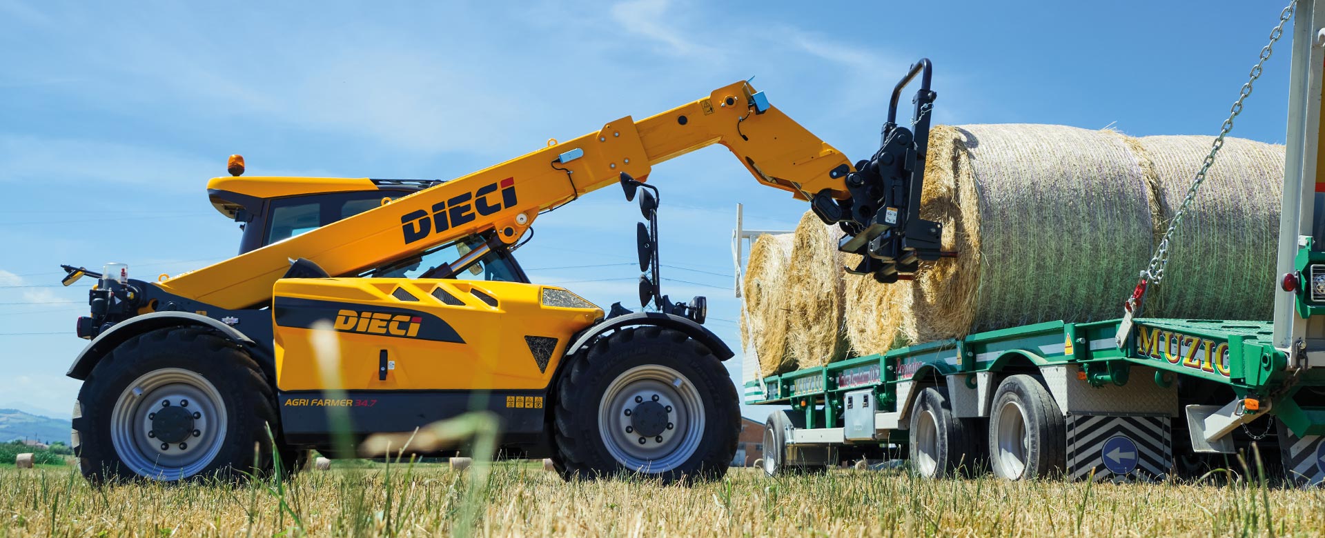 Telehandler for haymaking