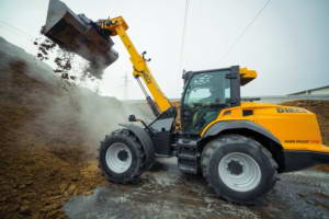 Articulated telehandler